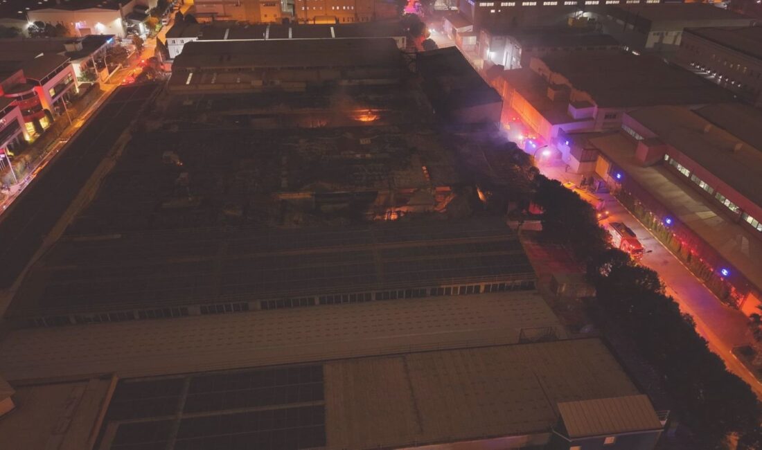 Bursa’nın Nilüfer ilçesinde bulunan bir kimyasal yüzey kaplama fabrikasında gece