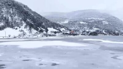 Bolu’nun doğal güzellikleriyle ünlü Göynük ilçesinde yer alan Çubuk Gölü