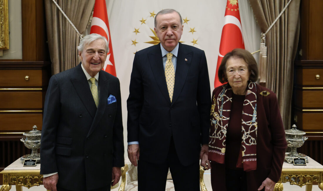 Cumhurbaşkanı Recep Tayyip Erdoğan, Koç Holding Şeref Başkanı Rahmi Koç