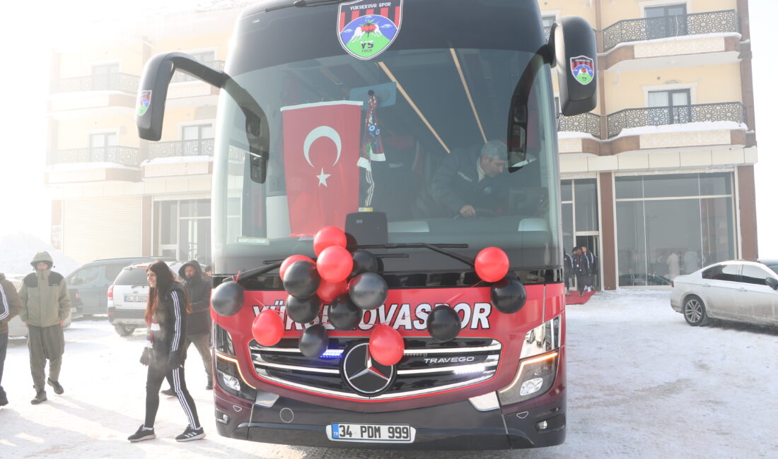 HAKKARİ – TFF 1. Lig’i şampiyonlukla tamamlayarak Turkcell Kadın Futbol