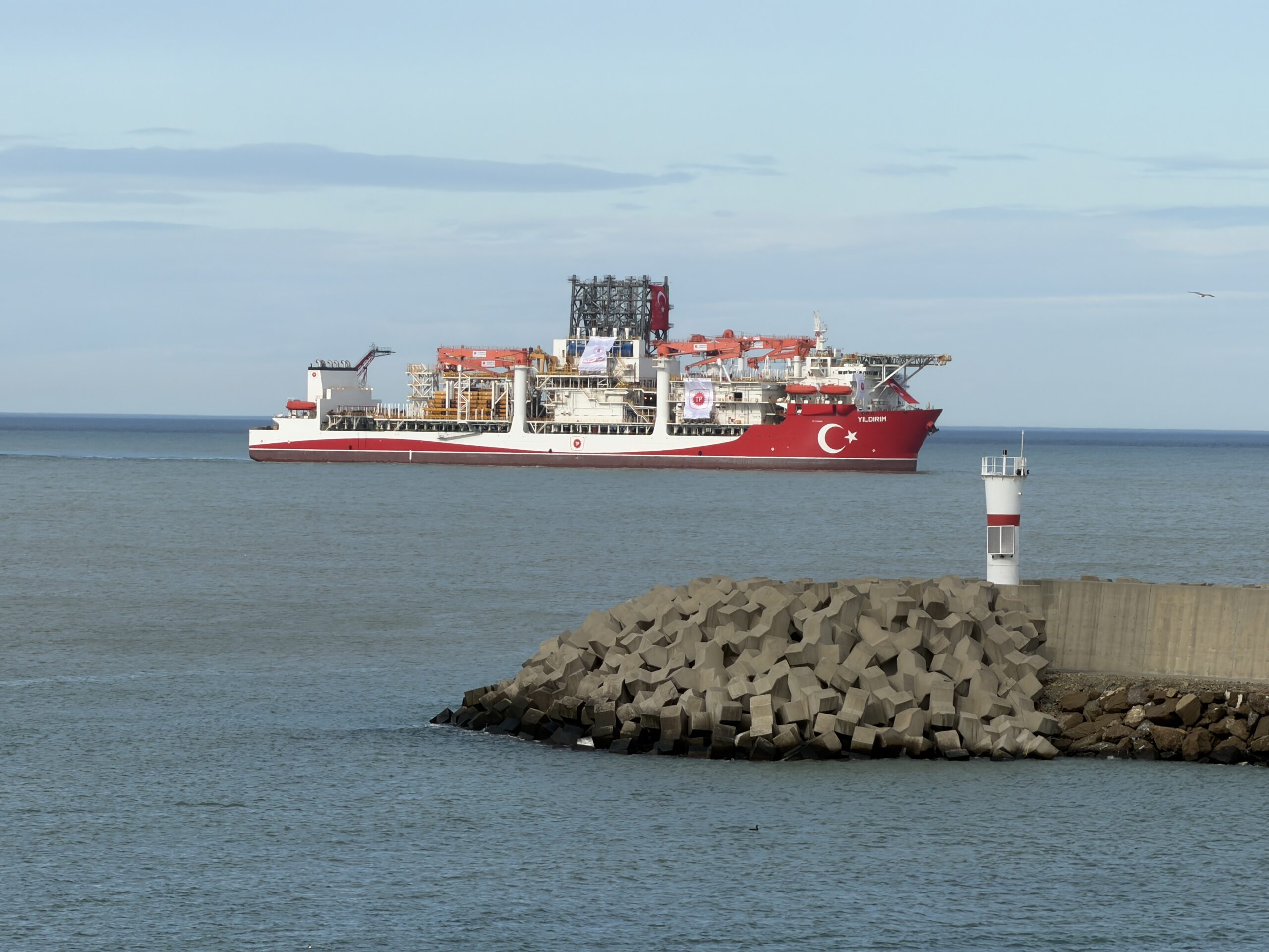 Türkiye’nin denizlerdeki hidrokarbon arama ve sondaj gücüne güç katacak olan