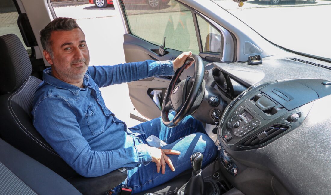 Antalya’da yaşayan beden eğitimi öğretmeni Özgür Fırat (45), 2016 yılında