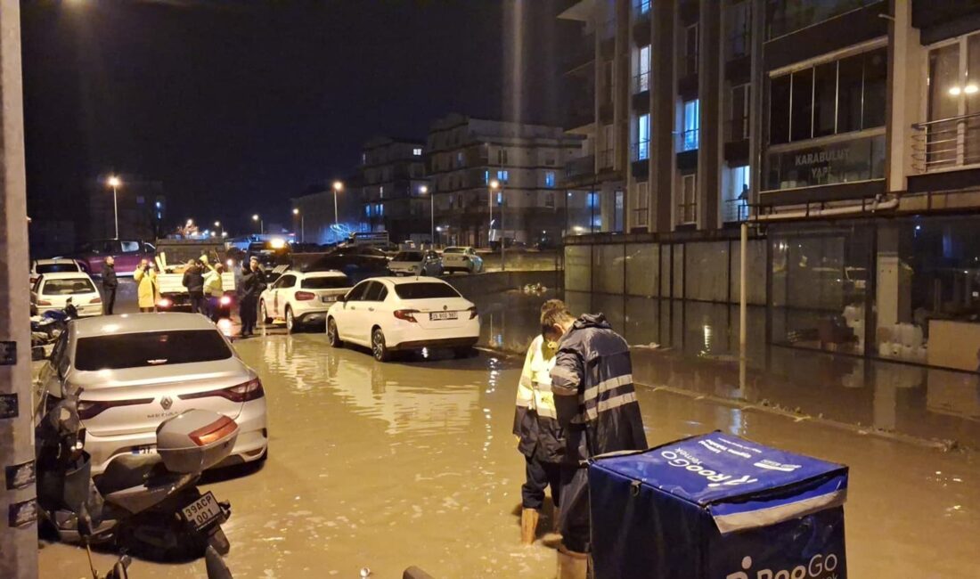 Meteoroloji Genel Müdürlüğü’nün “kuvvetli yağış” uyarısının ardından Edirne ve Kırklareli’de