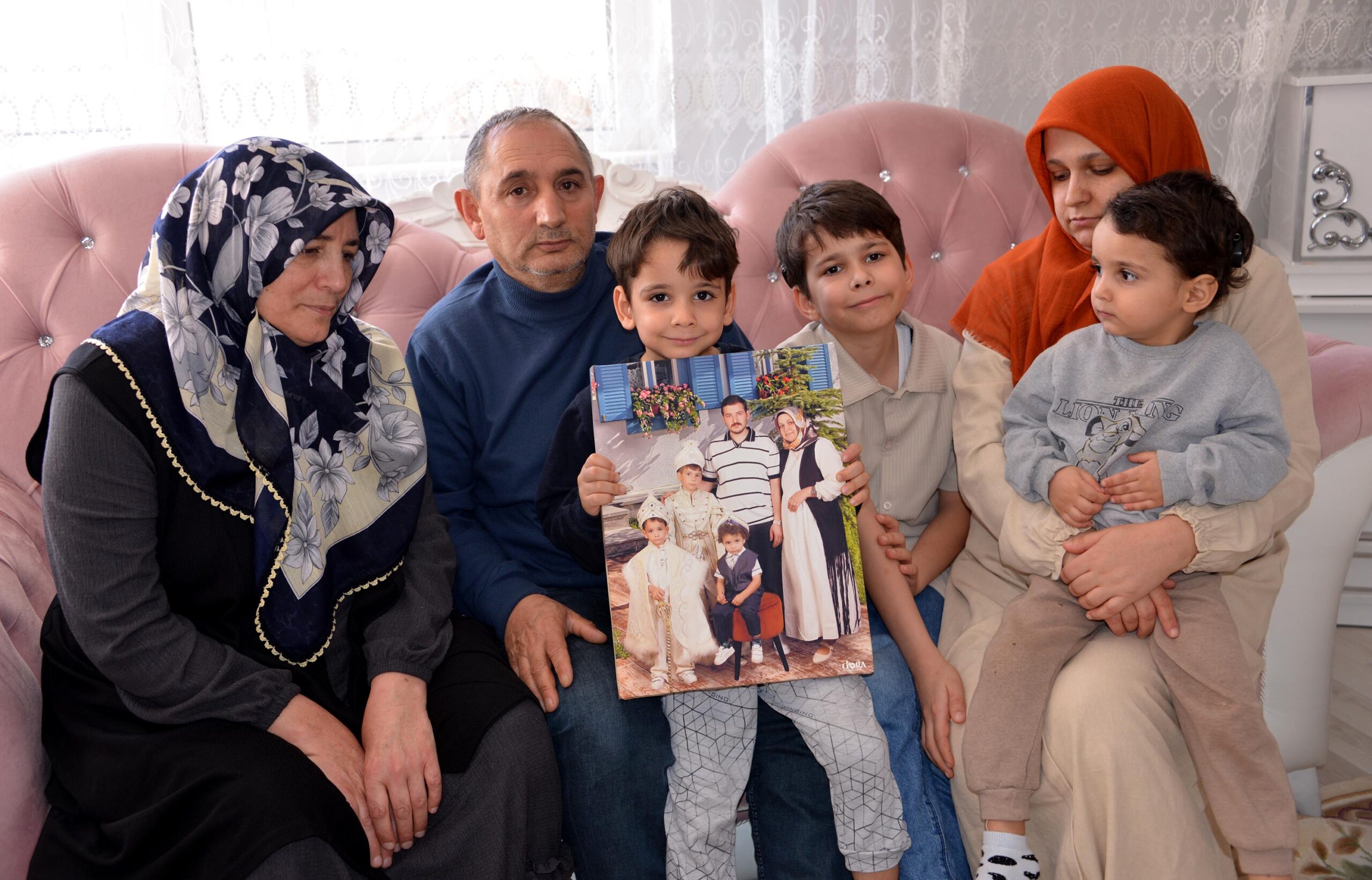 Erzurum’un Yakutiye ilçesinde bir mobilya atölyesinde çıkan yangında hayatını kaybeden