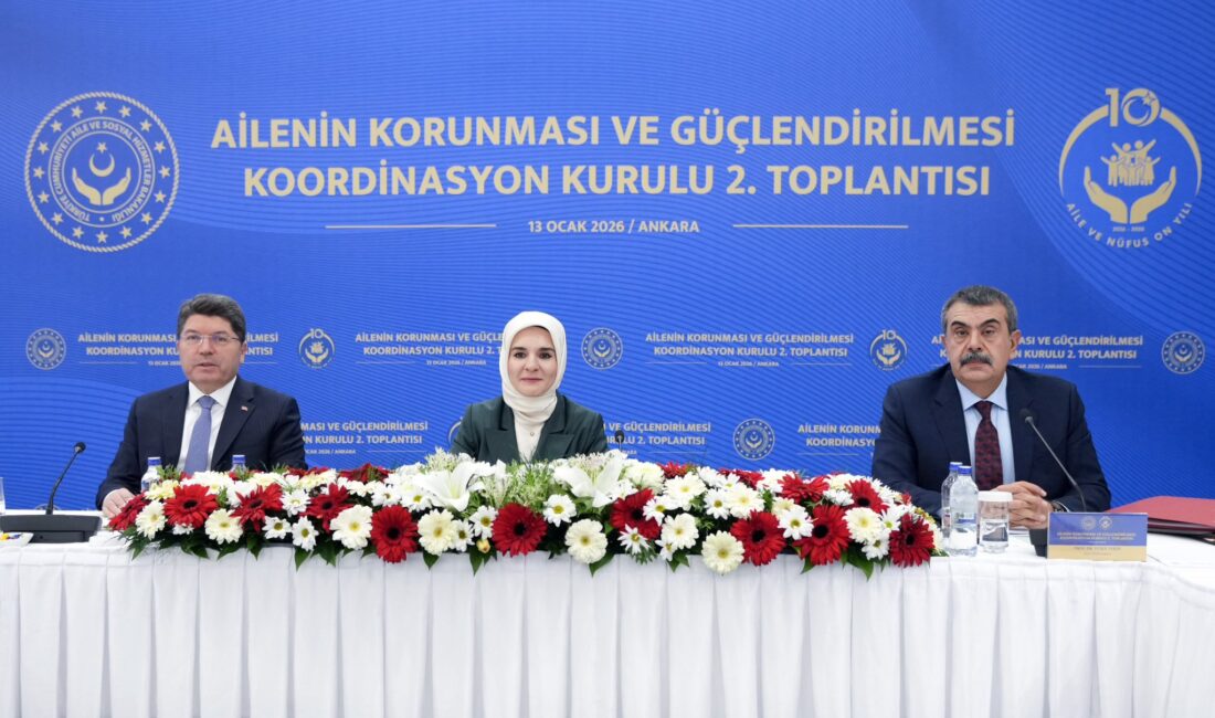 Aile ve Sosyal Hizmetler Bakanı Mahinur Özdemir Göktaş, Aile ve