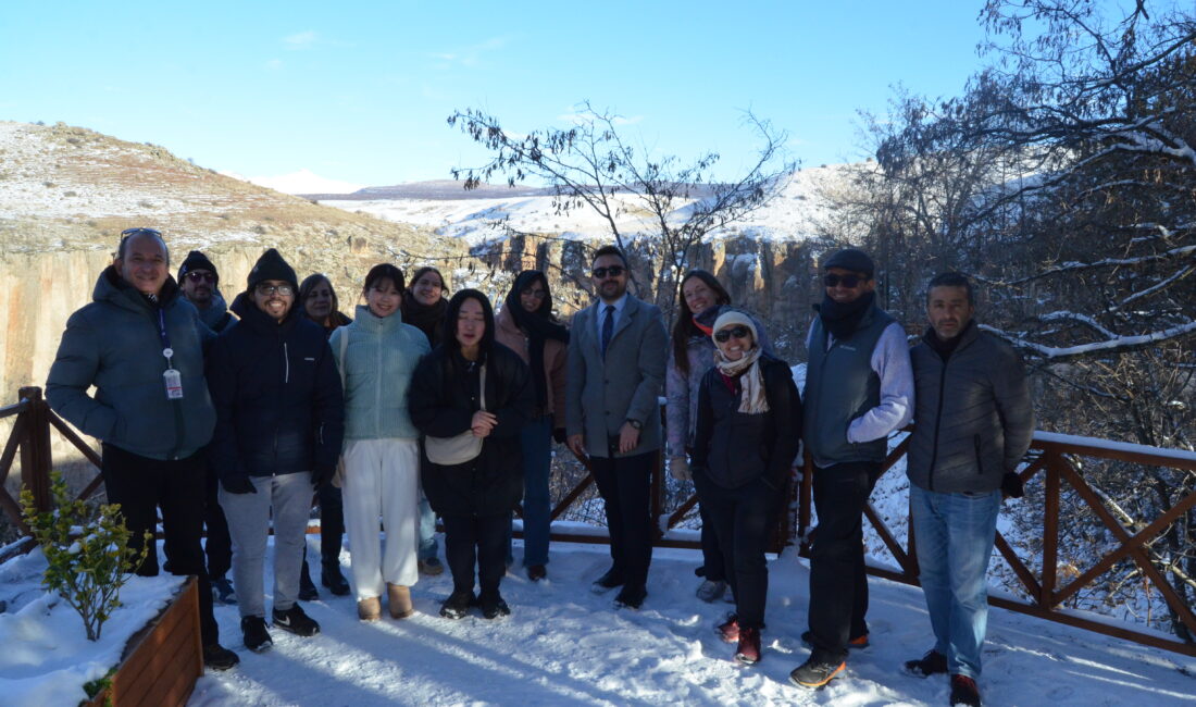 Kapadokya’nın Giriş Kapısı Olarak Bilinen Aksaray’daki Tarihi Vadide, Çinli Turistlerin