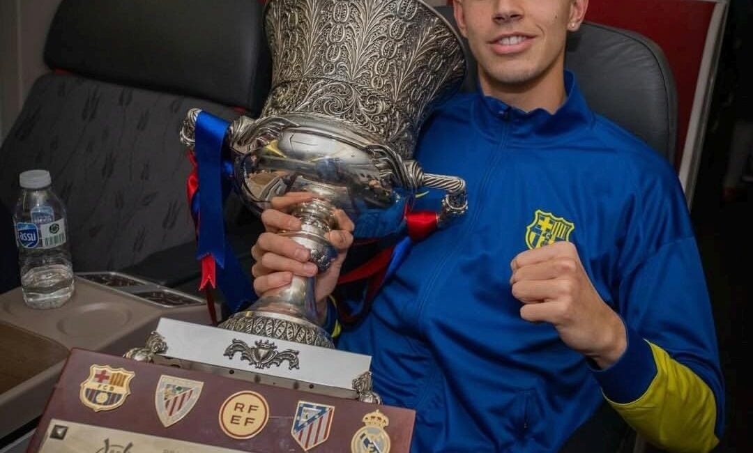 İspanya Süper Kupa finalinde Real Madrid’i mağlup ederek şampiyonluğa ulaşan