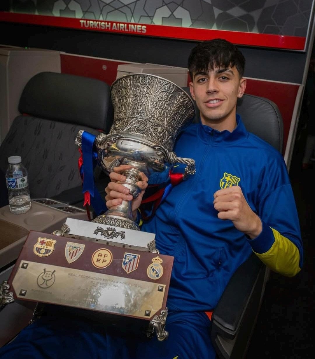 İspanya Süper Kupa finalinde Real Madrid’i mağlup ederek şampiyonluğa ulaşan