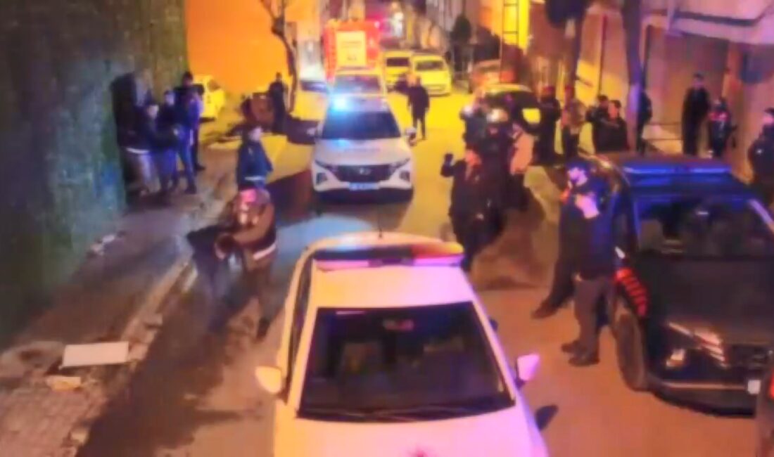 İSTANBUL’un Avcılar ilçesinde uyuşturucu satıcılarına yönelik düzenlenen operasyonda, polise yakalanmamak