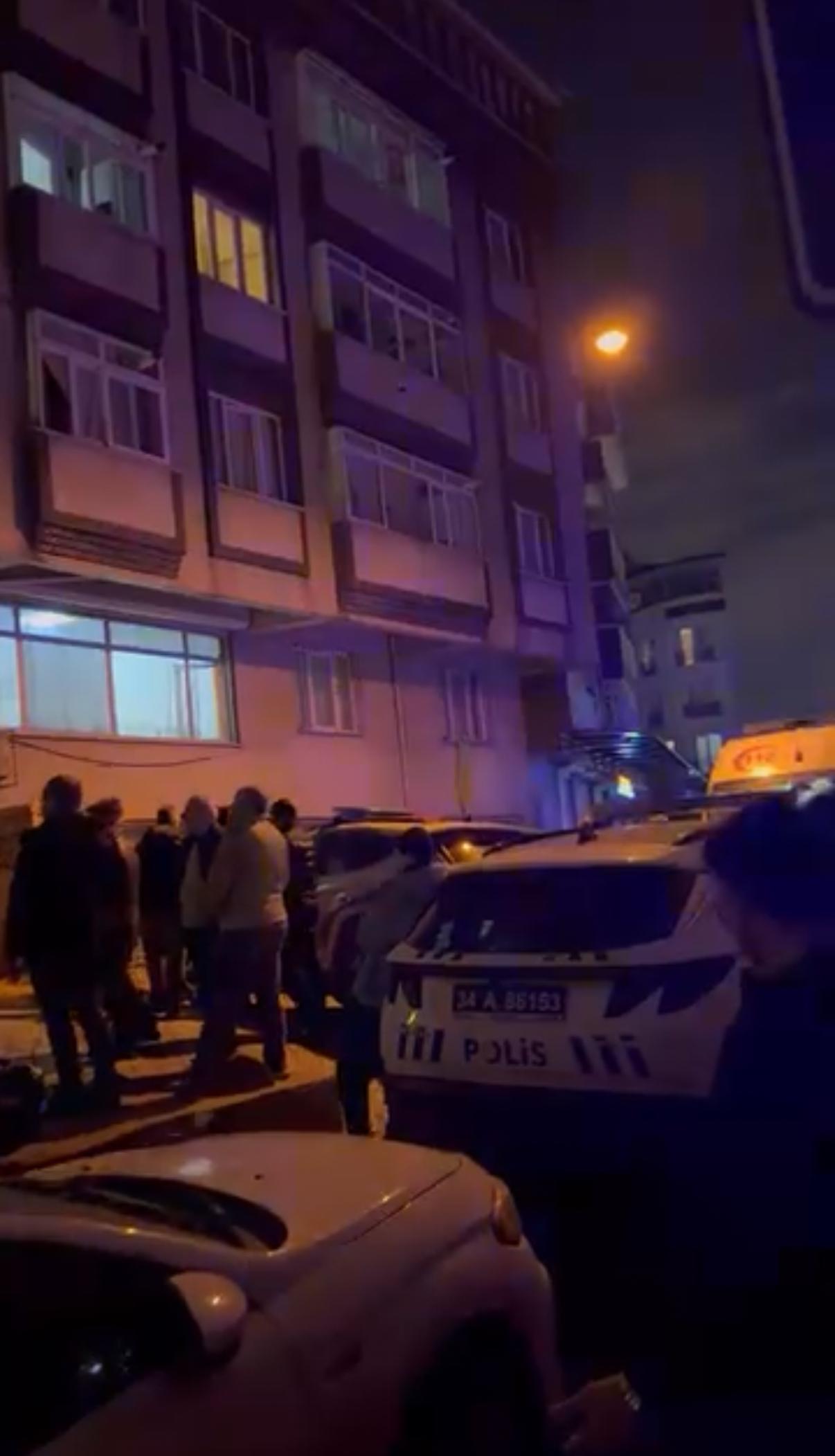 Beyoğlu Sütlüce Mahallesi’nde dün akşam saatlerinde meydana gelen trajik olayda,