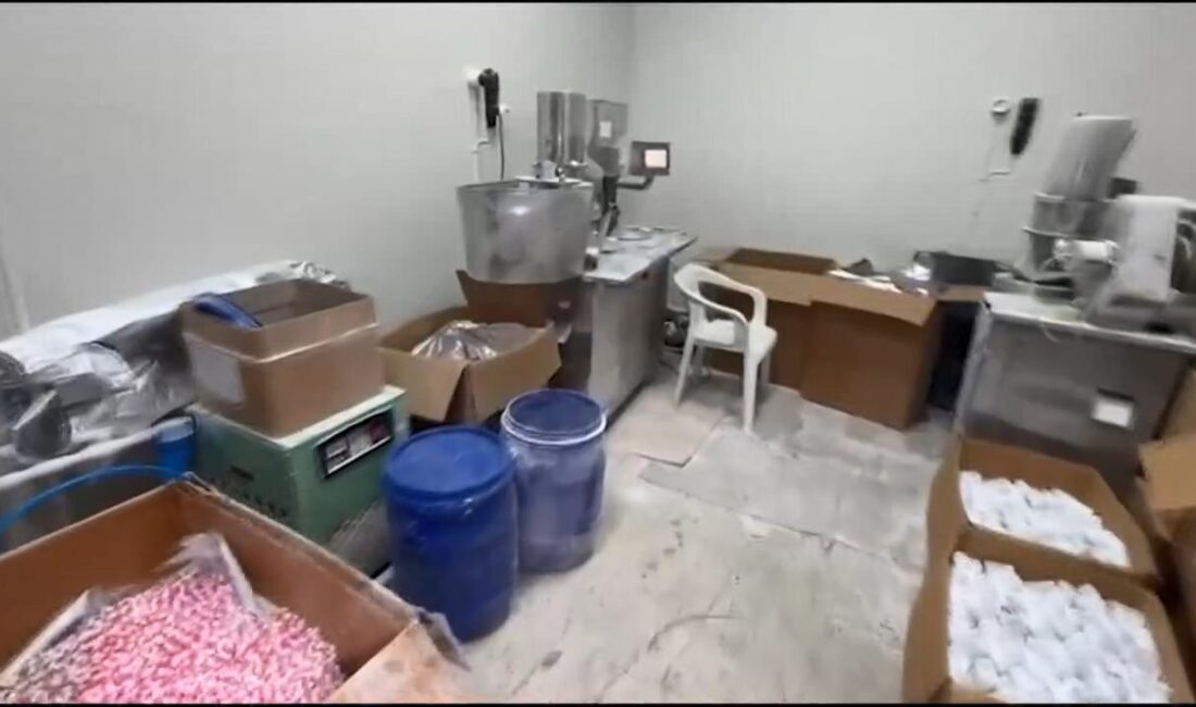 İstanbul’da narkotik polisinin düzenlediği operasyonlarda, uyuşturucu ticareti yaptığı belirlenen şahıslara