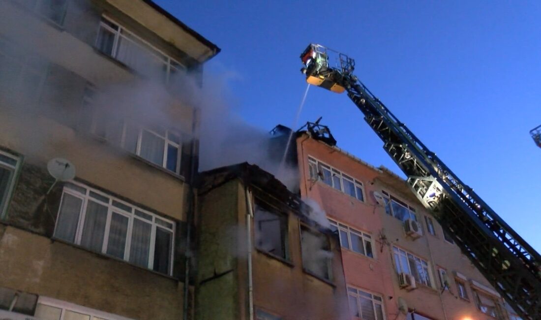 Osmanağa Mahallesi’nde Evsizlerin Kaldığı 3 Katlı Binada Çıkan Yangın Korku