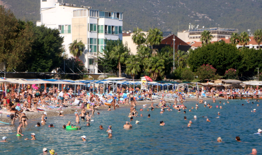 Antalya’nın dünyaca ünlü turizm destinasyonu Kemer, 2025 yılını rekor verilerle