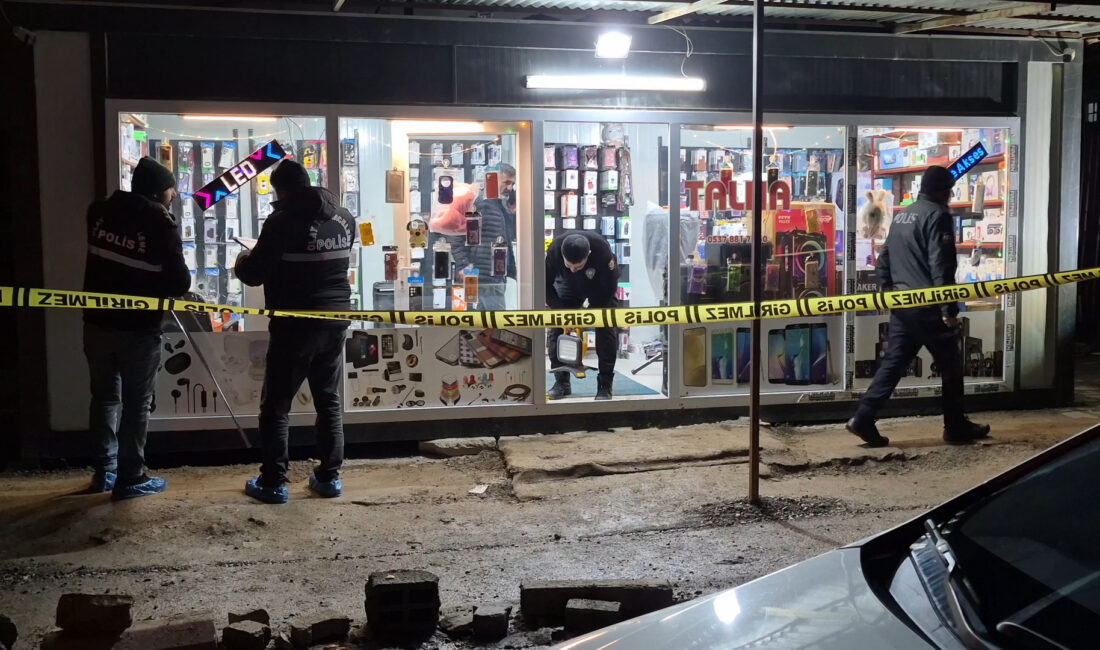 MALATYA’nın Battalgazi ilçesinde aralarında husumet bulunan iki kişi arasında çıkan