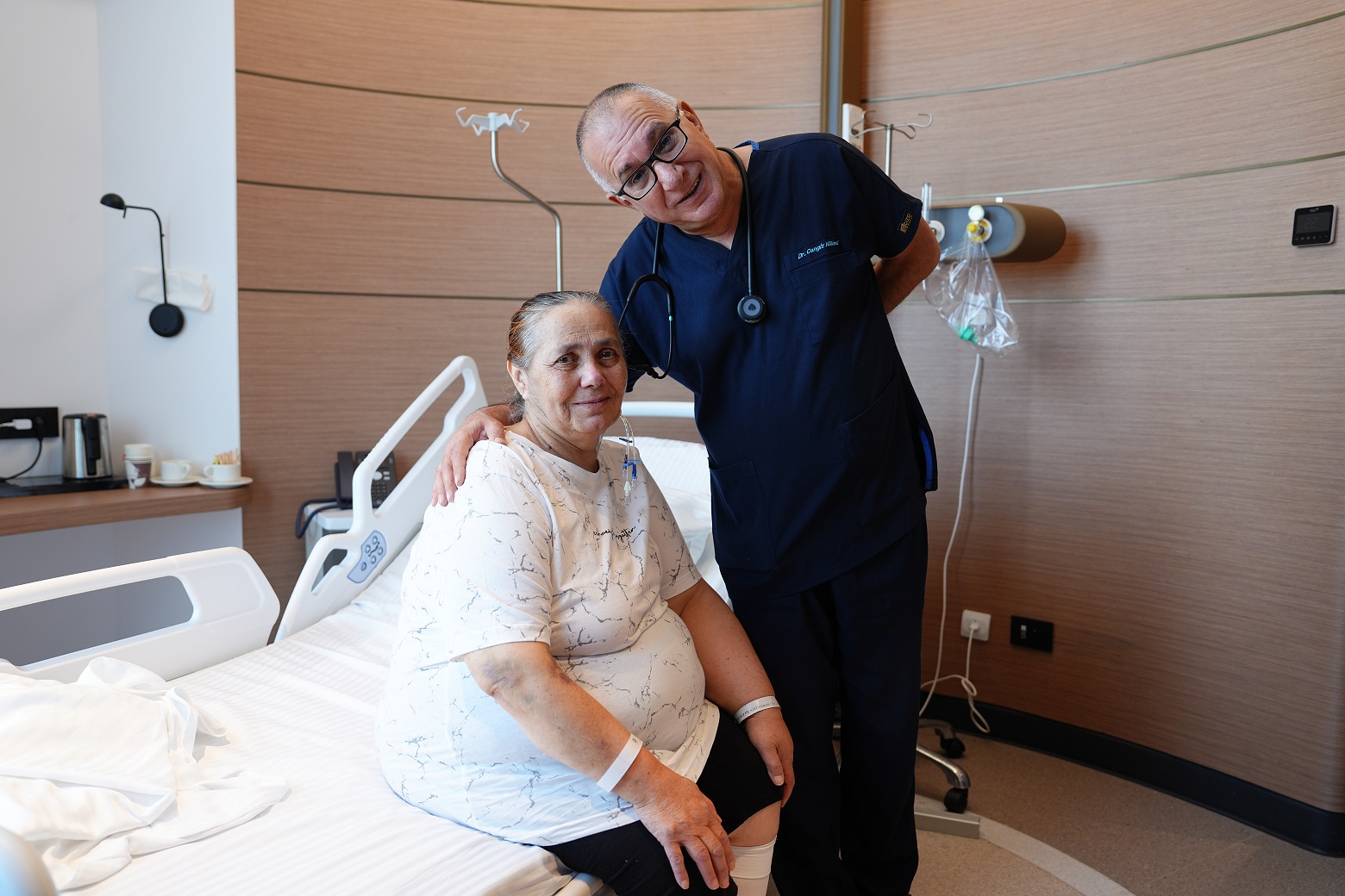 Almanya’da kronik rahatsızlıkları ve yaşı nedeniyle “yüksek riskli” görülerek ameliyat