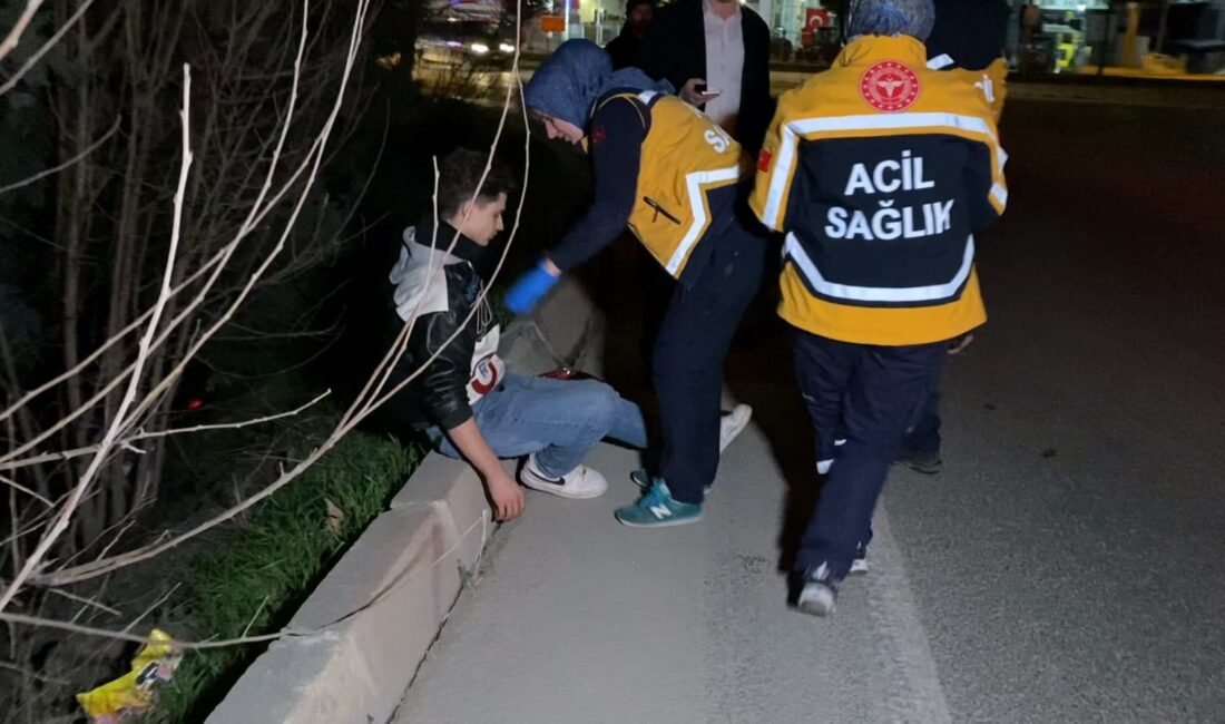 Bursa’nın İnegöl ilçesinde, otomobil ile motosikletin çarpışması sonucu meydana gelen
