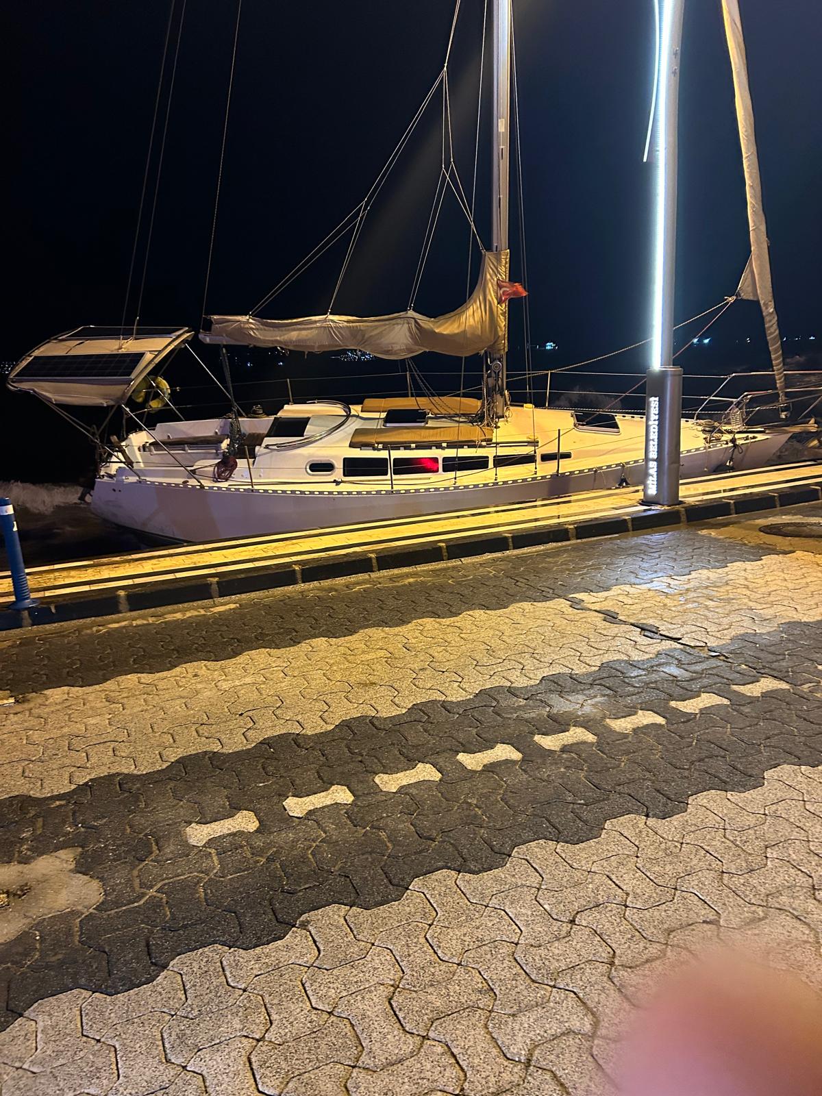 Muğla’nın Milas ilçesinde dün akşam saatlerinden itibaren etkili olan şiddetli