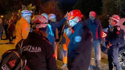 MUĞLA’nın Datça ilçesinde etkili olan sağanak yağış nedeniyle taşan dere,