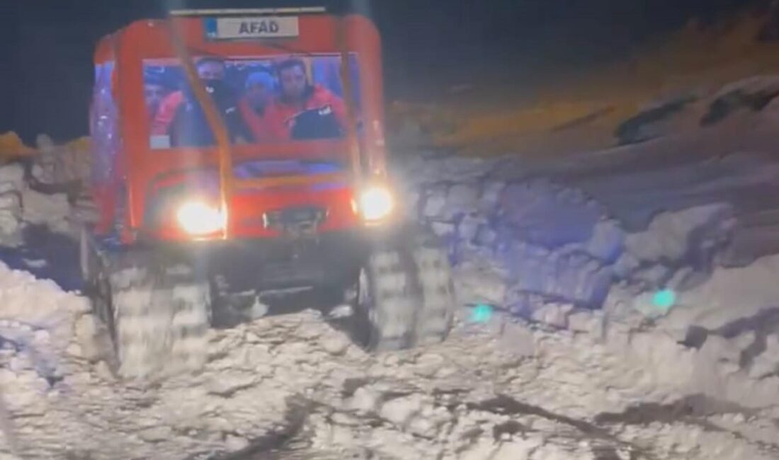 Kars’ta etkili olan yoğun kar yağışı ve şiddetli tipi nedeniyle