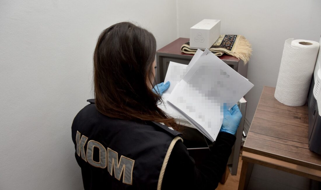 Nevşehir’de nakit paraya sıkışan vatandaşları yüksek faizle borçlandırıp, tehdit ve