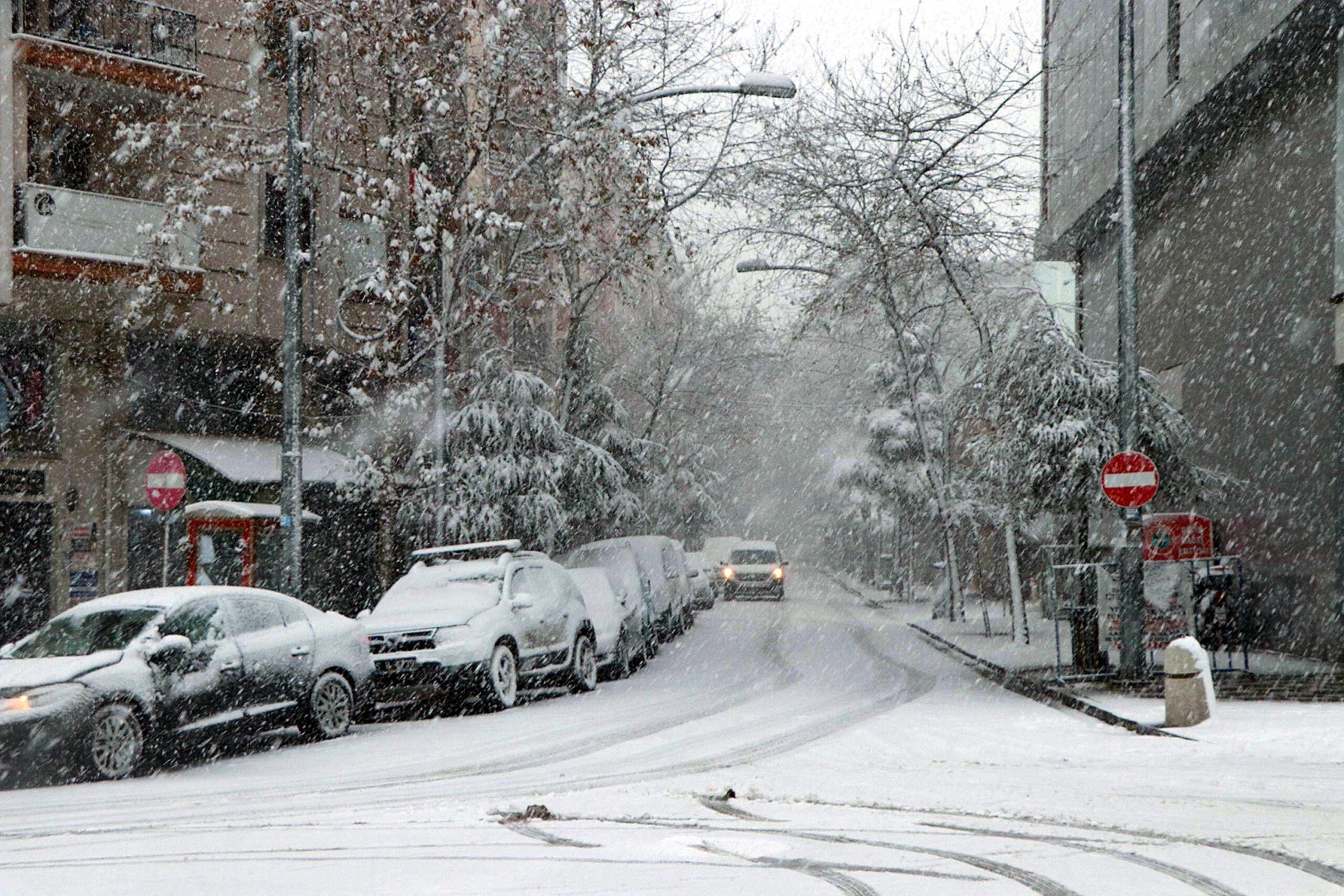Boğaziçi Üniversitesi Öğretim Üyesi Türkeş: “Hidrolojik, Tarımsal ve Ekolojik Kuraklık