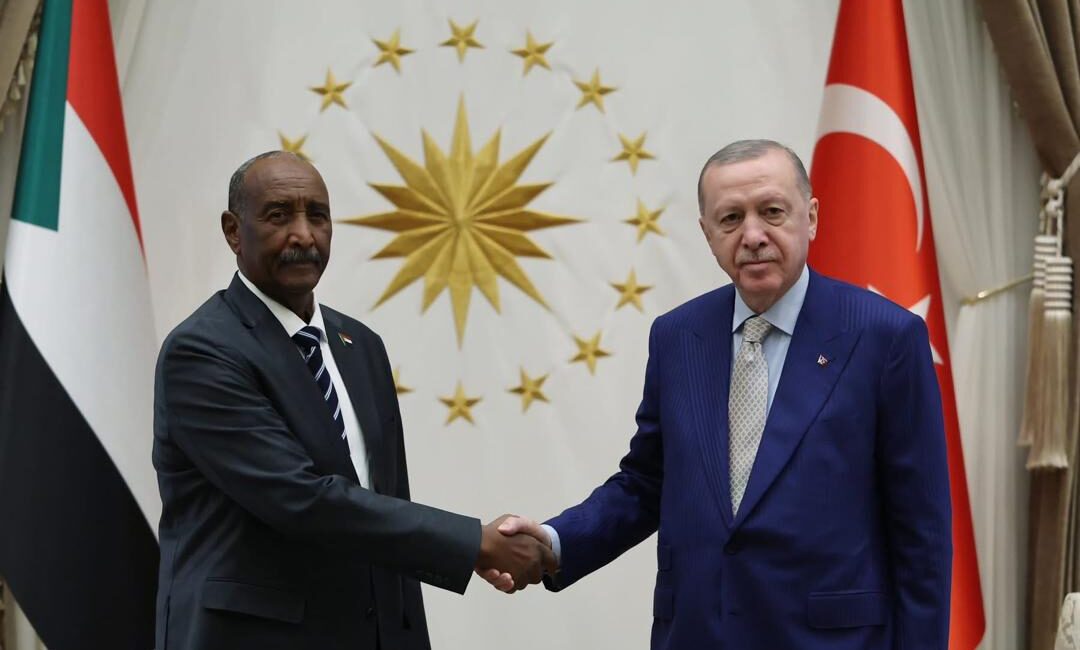 Cumhurbaşkanı Erdoğan’ın Daveti Üzerine Türkiye’ye Gelen Abdulfettah el-Burhan, Sudan’ın Güvenliği