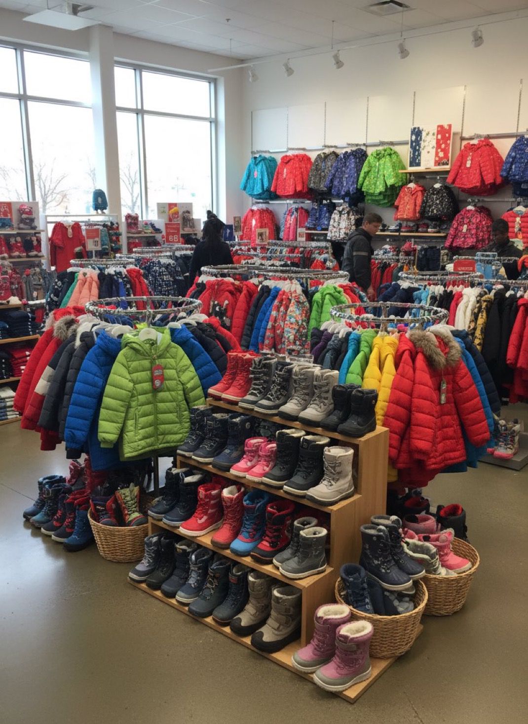 Bitlis Valisi Ahmet Karakaya himayelerinde yürütülen “Sıcak Gülümsemeler” projesi, 2025