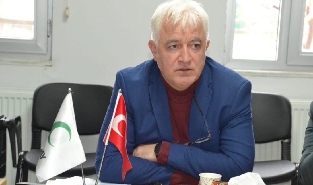 Yeşilay Batman Şubesi Tarafından Düzenlenen Toplantıda Bağımlılıkla Mücadele Stratejileri ve