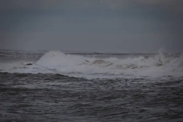 Karadeniz, Marmara ve Ege’de Fırtına Alarmı Meteoroloji Genel Müdürlüğü tarafından