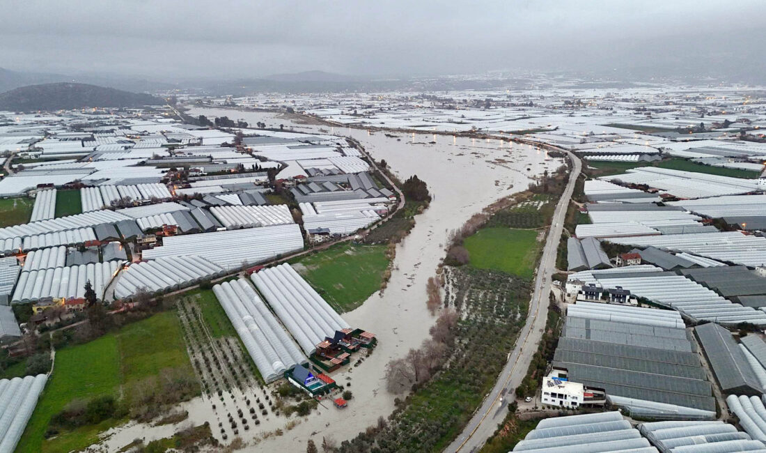 Antalya’da son dönemde etkili olan şiddetli sağanak yağışlar, kentin birçok