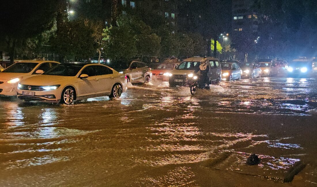 ADANA’da akşam saatlerinde aniden bastıran ve yaklaşık bir saat süren