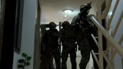 Ankara merkezli 5 ilde düzenlenen eş zamanlı operasyonda, nitelikli hırsızlık