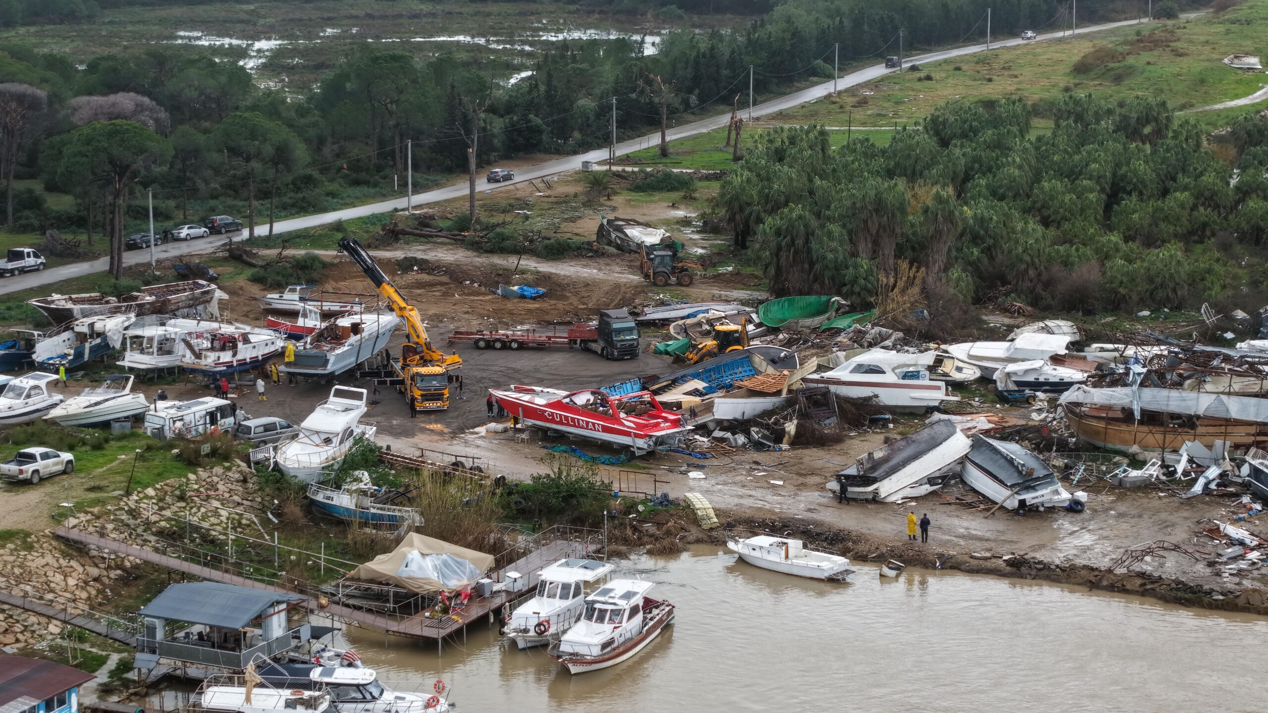 Antalya’nın Aksu ilçesinde geçtiğimiz hafta meydana gelen hortum felaketinin ardından