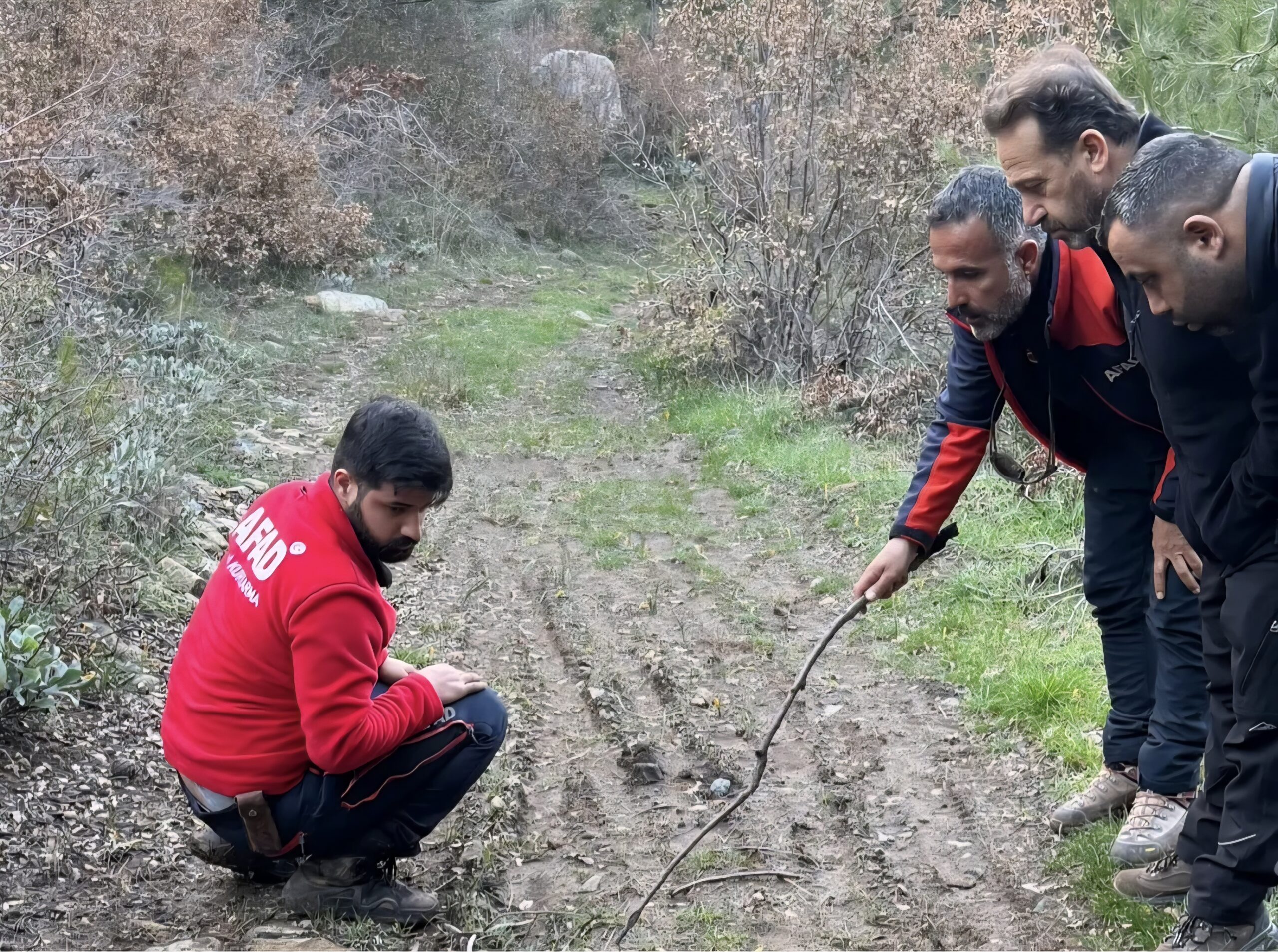 Hatay’ın Antakya ilçesinde konakladığı apart otelin penceresinden çıkarak gözden kaybolan