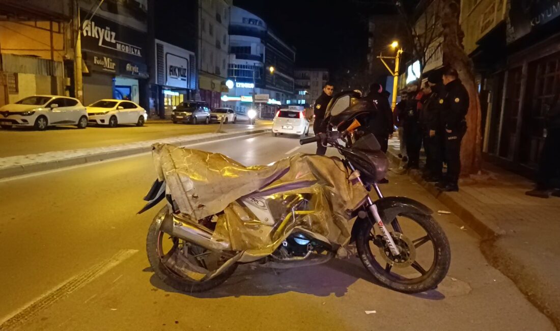 BURSA’nın Yıldırım ilçesinde iki motosikletin kafa kafaya çarpışması sonucu meydana