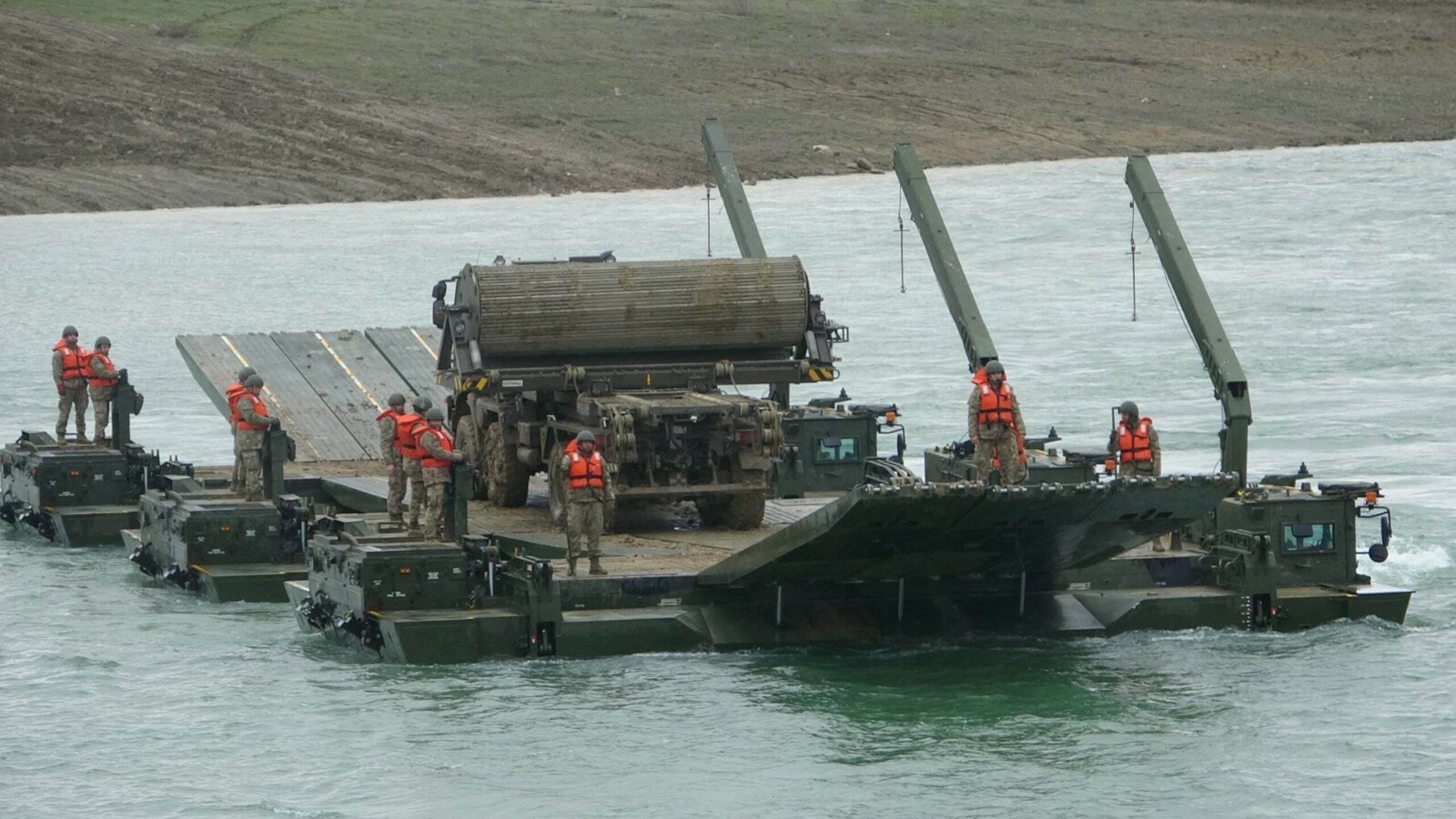 Çanakkale’nin Gelibolu ilçesinde bulunan Demirci Göleti, Türk Silahlı Kuvvetleri’nin (TSK)