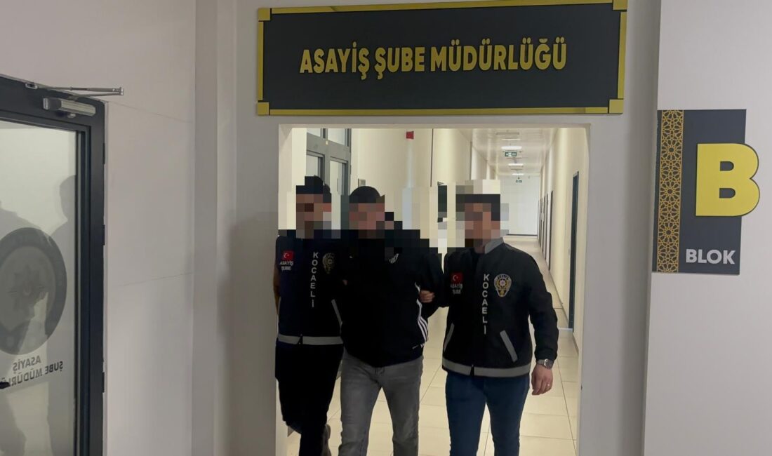 KOCAELİ‘nin İzmit ilçesinde bir çay ocağına düzenlenen ve iki kişinin