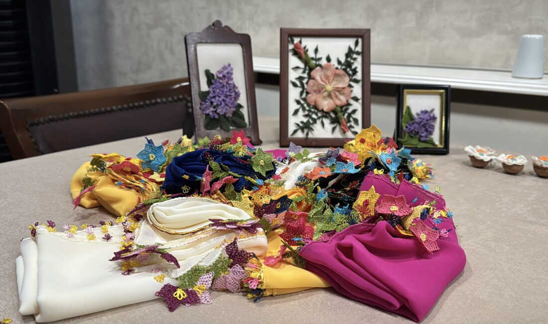 Samsun’da yaşayan 65 yaşındaki Melek Zekeriyabeyoğlu, 16 yaşından bu yana