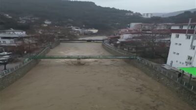 Meteoroloji Genel Müdürlüğü’nün ‘sarı kod’ uyarısı verdiği Adana, Osmaniye, Hatay
