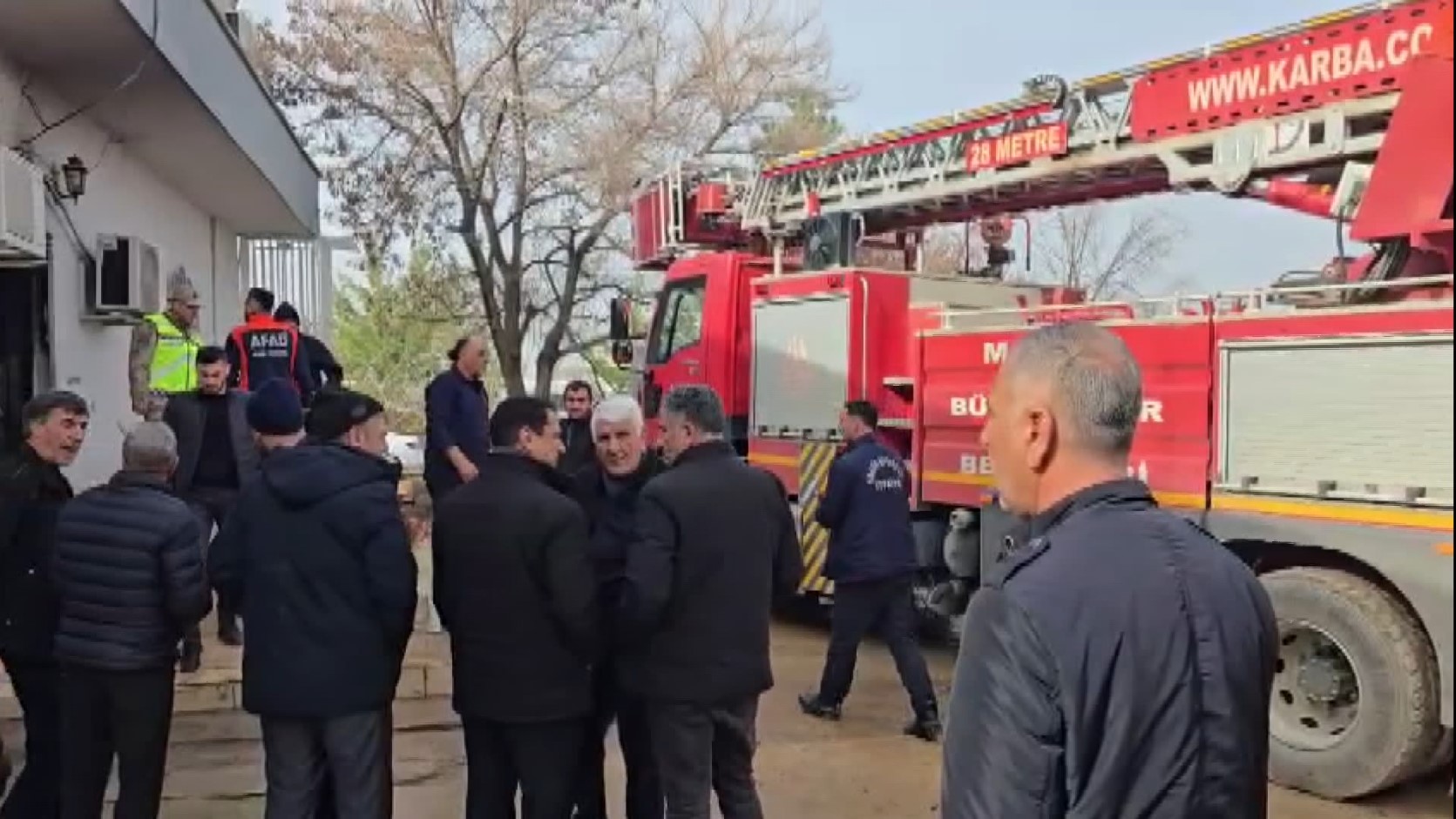 Mardin’in Kızıltepe ilçesinde bir evde çıkan yangında Hamit Kuzu ve