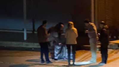 Hatay’ın Reyhanlı ilçesinde yol kenarına bırakılan sahipsiz bir valiz, mahalle