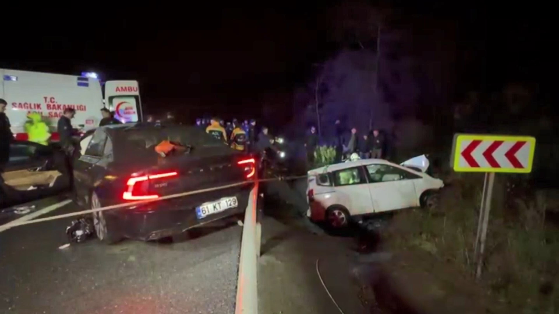 İstanbul Beykoz’da gece saatlerinde meydana gelen trafik kazasında bir kişi