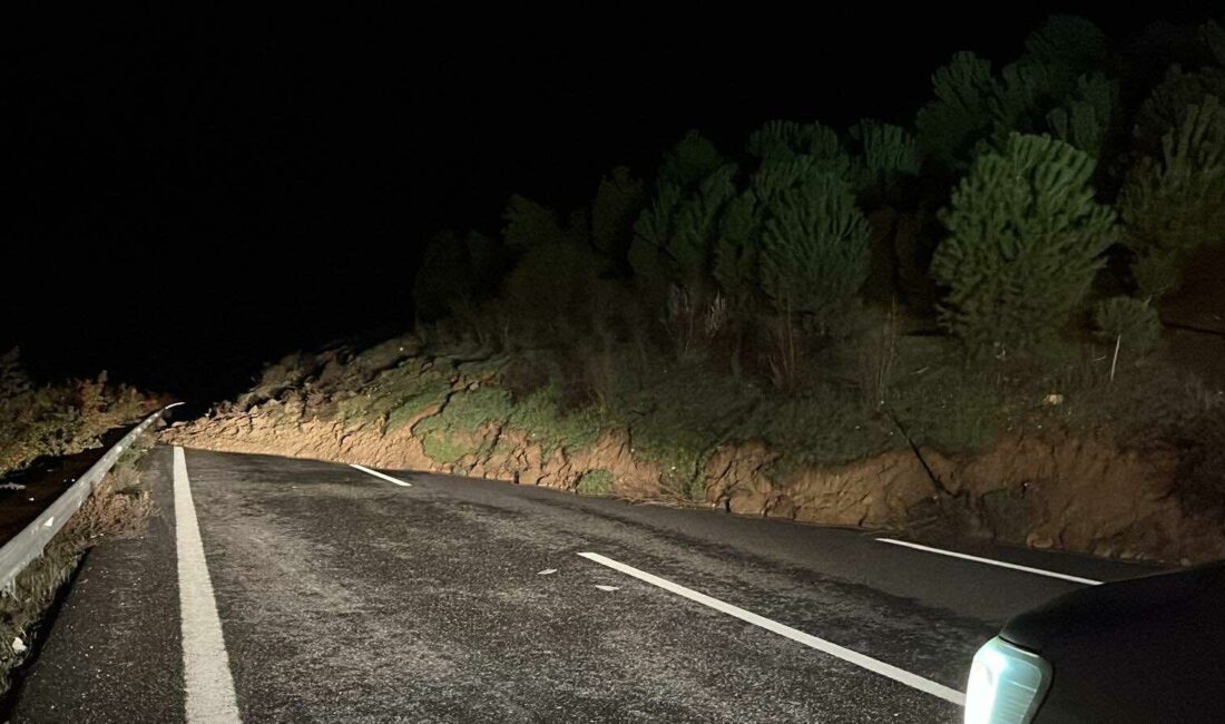 İstanbul-İzmir Otoyolu, Manisa’nın Turgutlu ilçesi sınırlarında meydana gelen toprak kayması