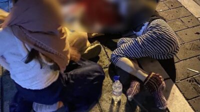 İstanbul Beyoğlu Kasımpaşa’da ailesiyle yaşadığı dairenin penceresinden önce tenteye, ardından