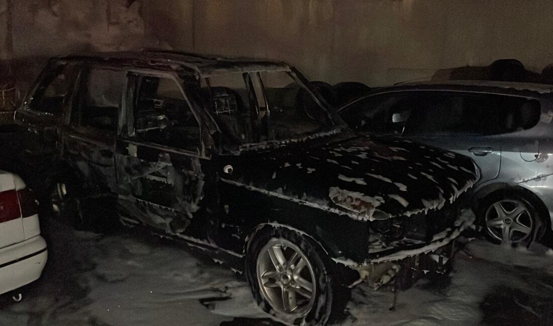  Sarıyer Maslak Atatürk Oto Sanayi’de bir otoparkta çıkan yangında 5