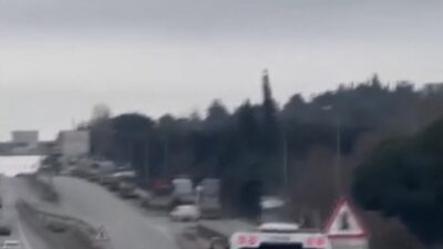 İstanbul Tuzla’da trafikte tartıştığı otomobil sürücüsünü aracıyla sıkıştırıp çarparak durduran