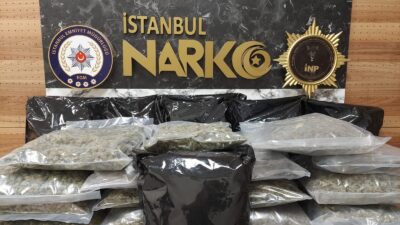 İstanbul Emniyet Müdürlüğü Narkotik Suçlarla Mücadele Şube Müdürlüğü ekipleri, Zeytinburnu’nda