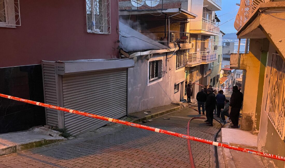 İzmir’in Konak ilçesinde, üç kişinin ikamet ettiği müstakil bir evde