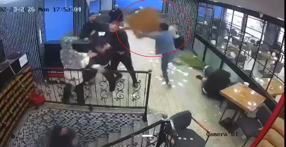 Bursa’nın Osmangazi ilçesinde, aralarında husumet bulunduğu iddia edilen iki grup