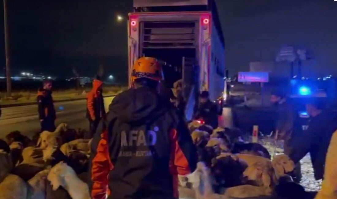 Kayseri’de etkili olan sağanak yağış sonrası Karasu Deresi’nin su seviyesinin